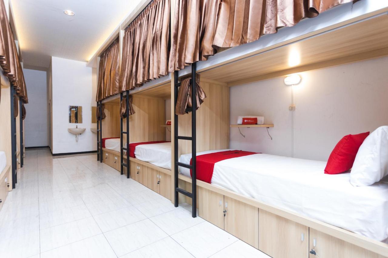 Reddoorz Hostel @ Malang City Center 2 Dış mekan fotoğraf