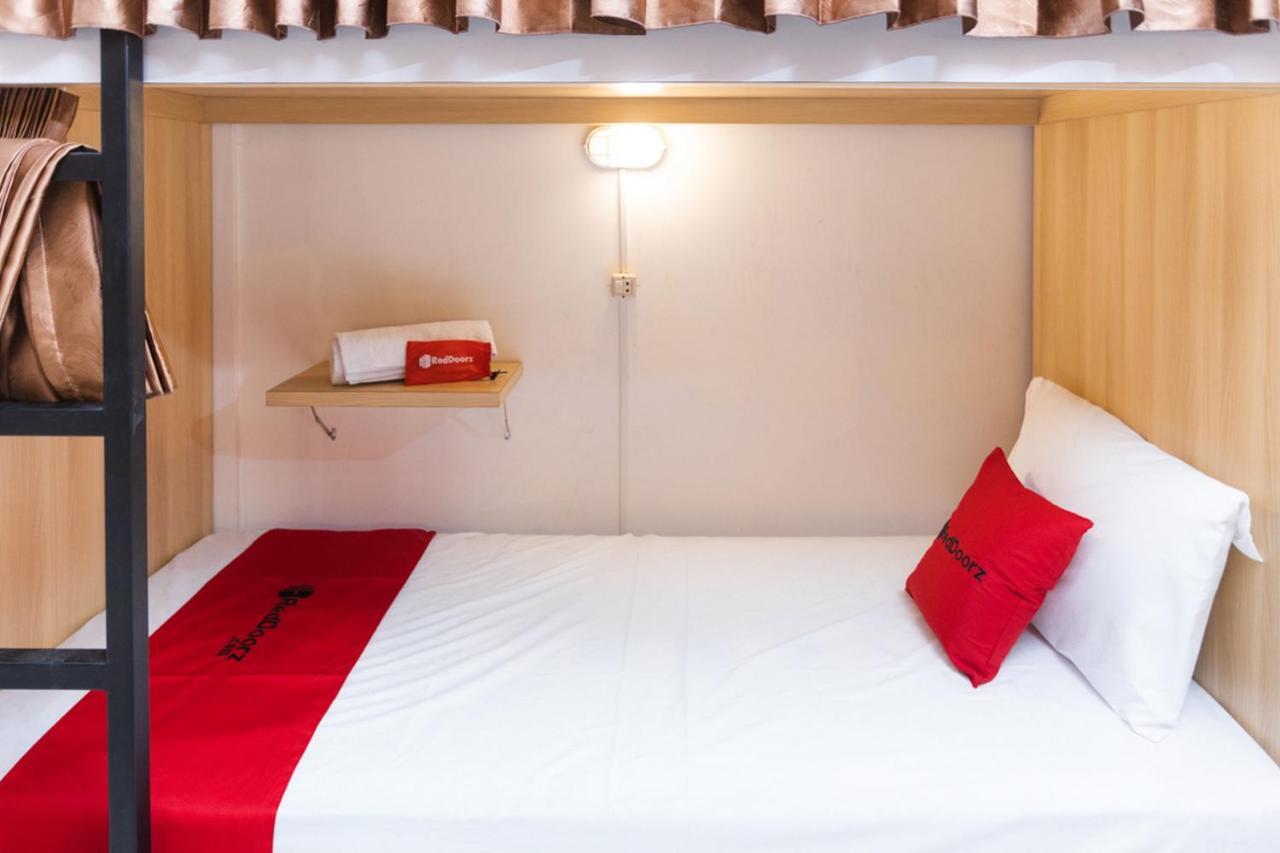 Reddoorz Hostel @ Malang City Center 2 Dış mekan fotoğraf